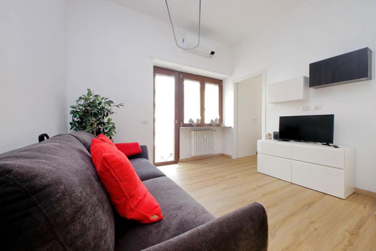 4Bnb - Cozy Albornoz Flat Rome Bagian luar foto